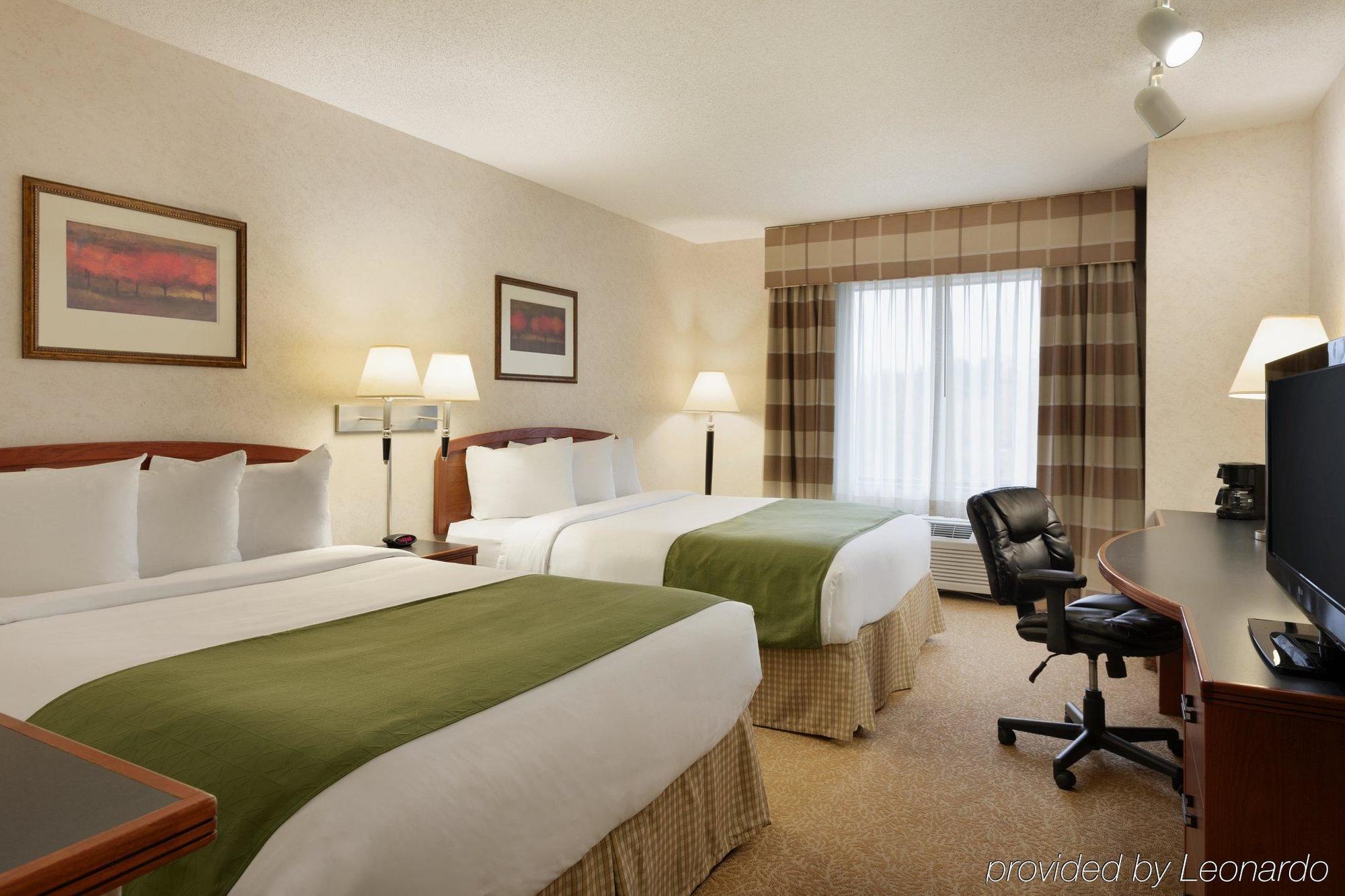 Country & By Radisson, Dayton South, Oh 3*