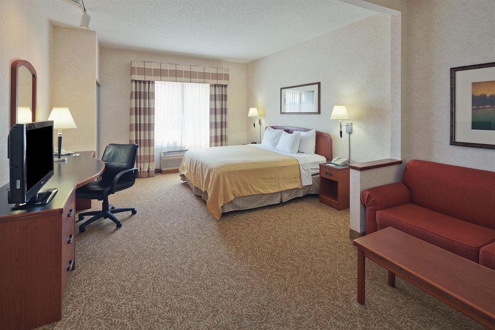 Country & By Radisson, Dayton South, Oh Hotel 3*